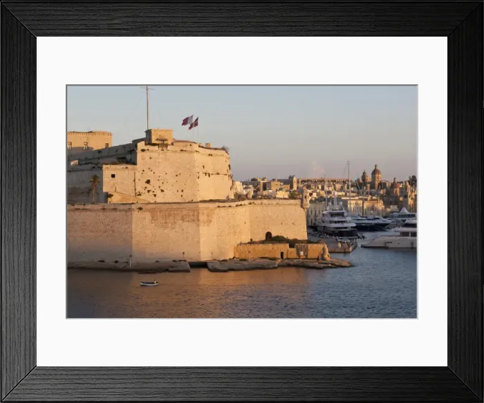 Framed Print : Fort St. Angelo, fishing boat and Vittoriosa (Birgu) at sunset, Grand Harbour, Valletta, Malta, Mediterranean, Europe Framed Print : Fort St. Angelo, fishing boat and Vittoriosa (Birgu) at sunset, Grand Harbour, Valletta, Malta, Mediterranean, Europe