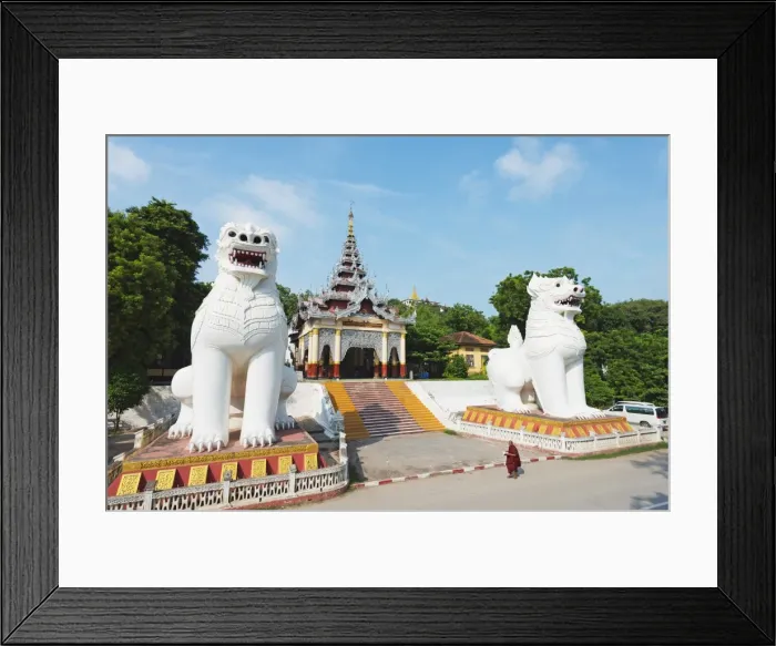 Framed Print : Chinthe lion guardians, Mandalay Hill, Myanmar (Burma), Asia Framed Print : Chinthe lion guardians, Mandalay Hill, Myanmar (Burma), Asia