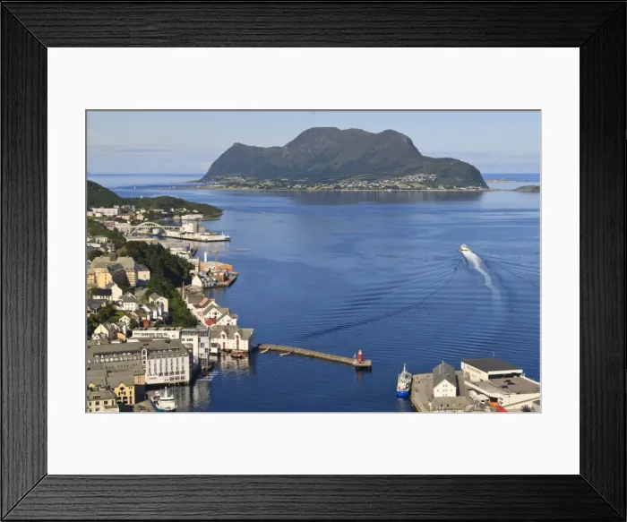 Framed Print : View from Aksla hill over Alesund harbour and out to the open sea, More og Romsdal, Norway, Scandinavia, Europe Framed Print : View from Aksla hill over Alesund harbour and out to the open sea, More og Romsdal, Norway, Scandinavia, Europe