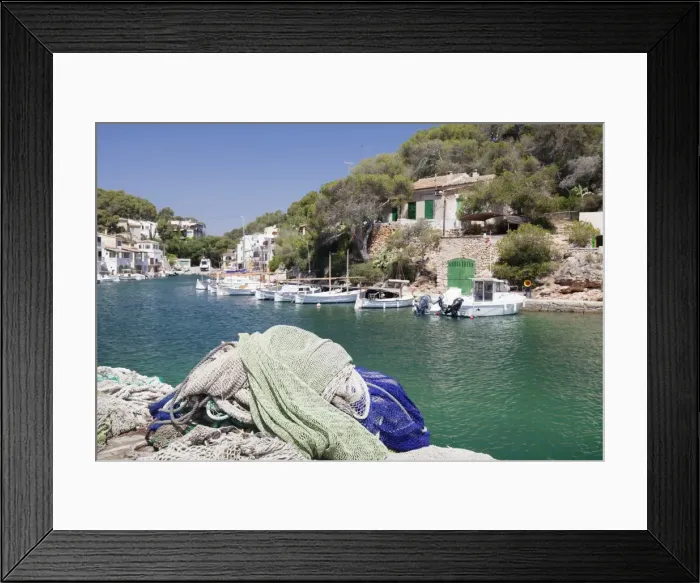 Framed Print : Cala Figuera, Majorca (Mallorca), Balearic Islands (Islas Baleares), Spain, Mediterranean, Europe Framed Print : Cala Figuera, Majorca (Mallorca), Balearic Islands (Islas Baleares), Spain, Mediterranean, Europe