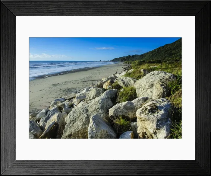 Framed Print : Huge rocks on a sandy beach on the wild west coast of South Island between Greymouth and Westport, West Coast, South Island, New Zealand, Pacific Framed Print : Huge rocks on a sandy beach on the wild west coast of South Island between Greymouth and Westport, West Coast, South Island, New Zealand, Pacific