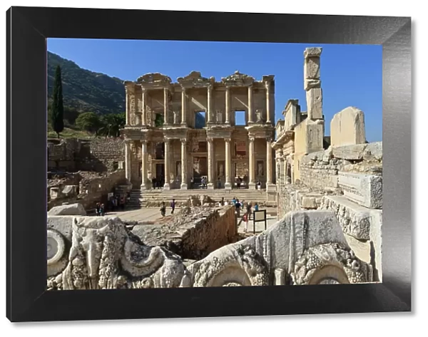 Library of Celsus, Roman ruins of ancient Ephesus, near Kusadasi, Anatolia, Turkey, Asia Minor, Eurasia