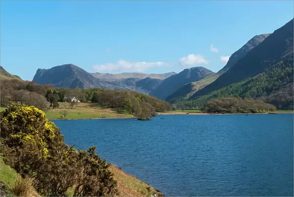 Crummock Water, Fleetwith Pike and High Crag, Western Lakes, Lake District National Park, Cumbria, England, United Kingdom, Europe