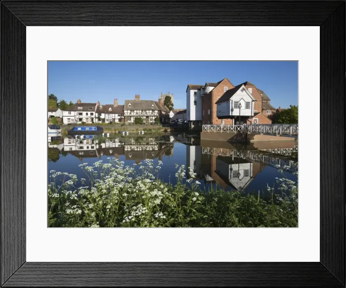 Framed Print : Abbey Mill and Tewkesbury Abbey on the River Avon, Tewkesbury, Gloucestershire, England, United Kingdom, Europe Framed Print : Abbey Mill and Tewkesbury Abbey on the River Avon, Tewkesbury, Gloucestershire, England, United Kingdom, Europe