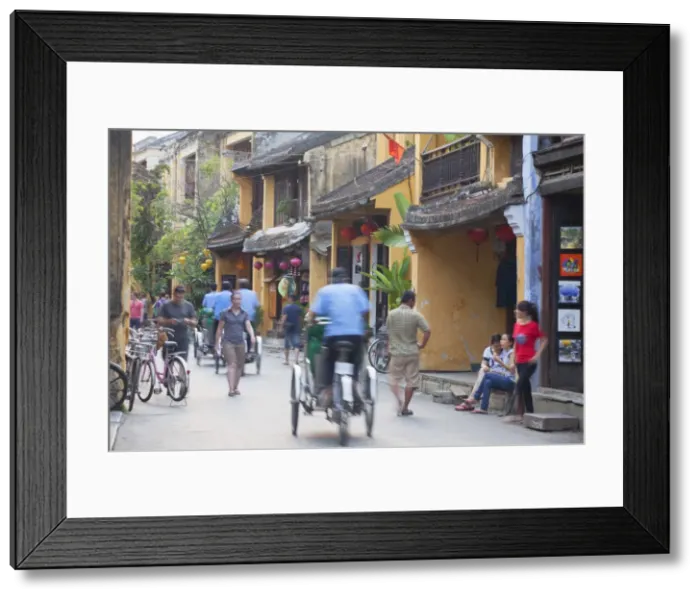 Framed Print : Street scene, Hoi An, UNESCO World Heritage Site, Quang Nam, Vietnam, Indochina, Southeast Asia, Asia
