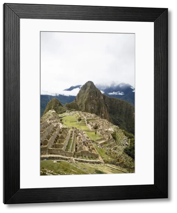 Framed Print : Machu Picchu, UNESCO World Heritage Site, Peru, South America Framed Print : Machu Picchu, UNESCO World Heritage Site, Peru, South America