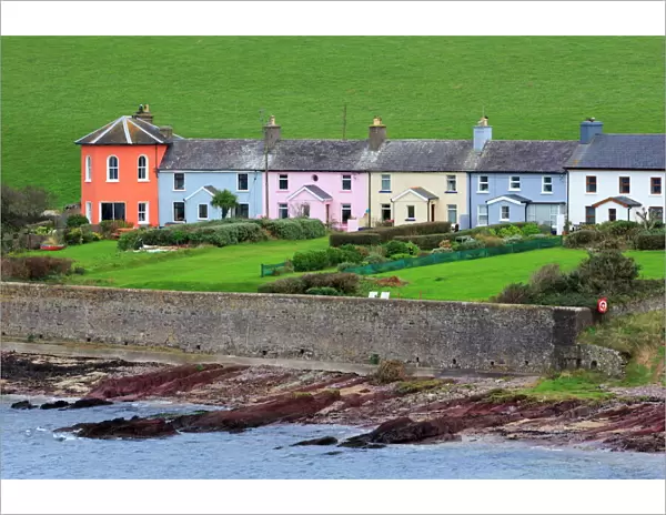 Row of cottages at Roches Point, Whitegate Village, County Cork, Munster, Republic of Ireland, Europe