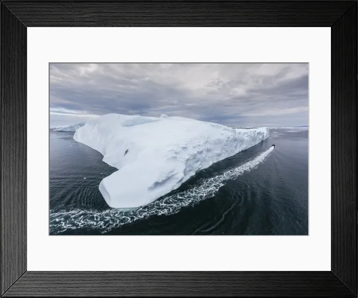 Framed Print : A Zodiac amongst huge icebergs calved from the Ilulissat Glacier, UNESCO World Heritage Site, Ilulissat, Greenland, Polar Regions