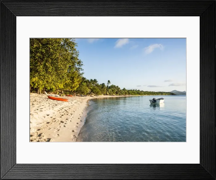 Framed Print : White sandy beach, Oarsman Bay, Yasawas, Fiji, South Pacific, Pacific Framed Print : White sandy beach, Oarsman Bay, Yasawas, Fiji, South Pacific, Pacific