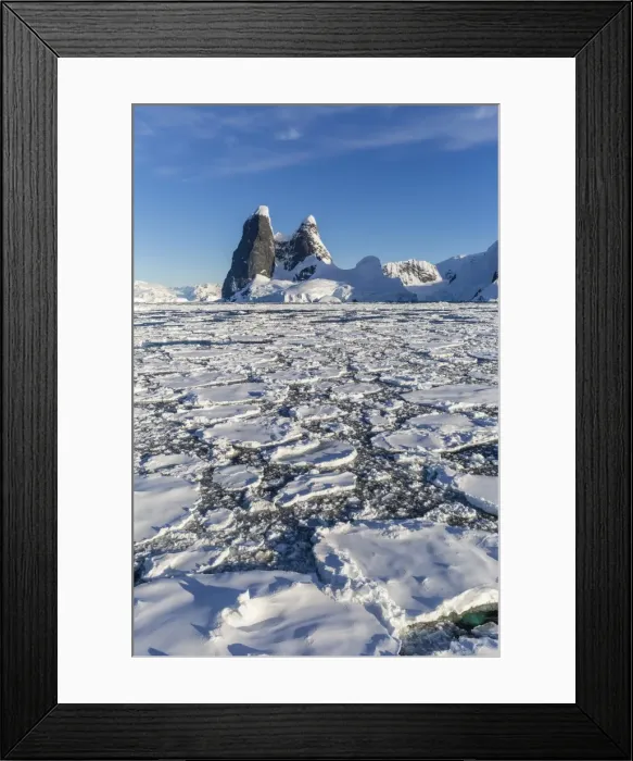 Framed Print : Transiting the Lemaire Channel in heavy first year sea ice, Antarctica, Polar Regions Framed Print : Transiting the Lemaire Channel in heavy first year sea ice, Antarctica, Polar Regions