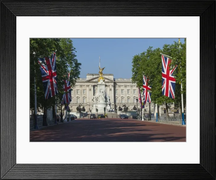 Framed Print : Buckingham Palace down the Mall with Union Jack flags, London, England, United Kingdom, Europe Framed Print : Buckingham Palace down the Mall with Union Jack flags, London, England, United Kingdom, Europe