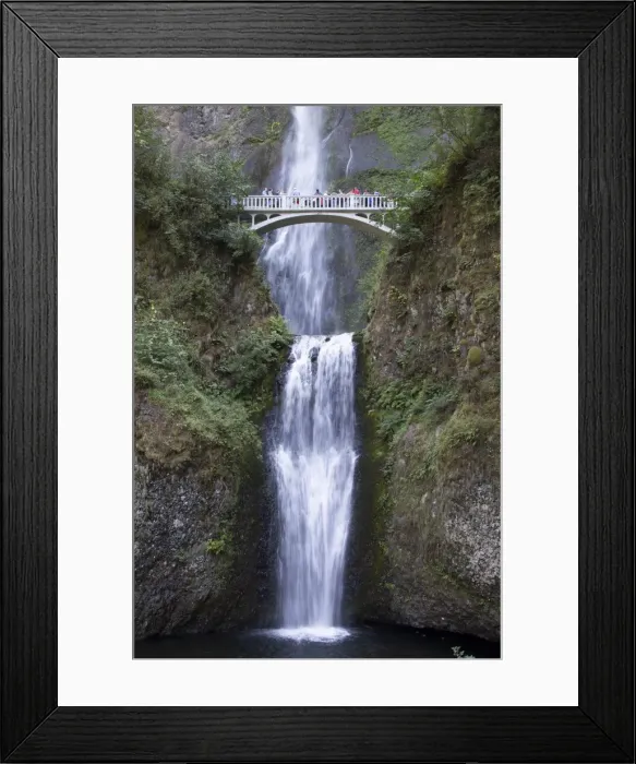 Framed Print : Multnomah Falls, east of Troutdale, Oregon, United States of America, North America Framed Print : Multnomah Falls, east of Troutdale, Oregon, United States of America, North America