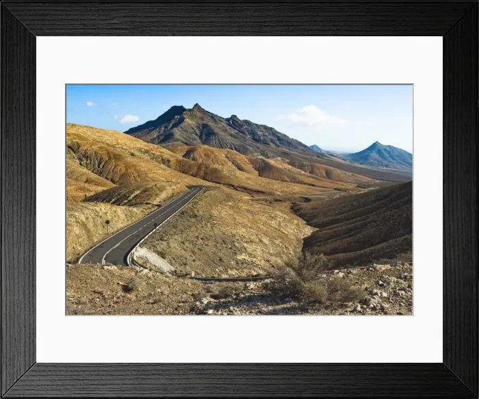 Framed Print : View southwest to Mount Cardon and Pico de la Zarza beyond en route from La Pared to Pajara, Cardon, Fuerteventura, Canary Islands, Spain, Europe Framed Print : View southwest to Mount Cardon and Pico de la Zarza beyond en route from La Pared to Pajara, Cardon, Fuerteventura, Canary Islands, Spain, Europe