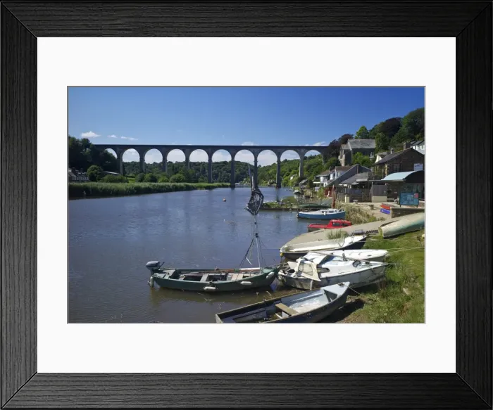 Framed Print : Calstock and railway viaduct over the River Tamar, Cornwall, England, United Kingdom, Europe Framed Print : Calstock and railway viaduct over the River Tamar, Cornwall, England, United Kingdom, Europe