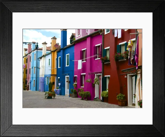 Framed Print : Fishermens colored facade houses, Burano, Venice, Veneto, Italy, Europe Framed Print : Fishermens colored facade houses, Burano, Venice, Veneto, Italy, Europe