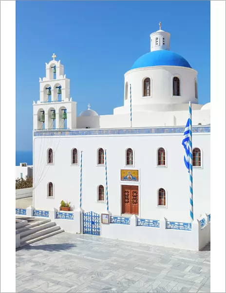 Bue dome and bell tower of Greek church Panagia Platsani, Oia, Santorini (Thira), Cyclades Islands, Greek Islands, Greece, Europe