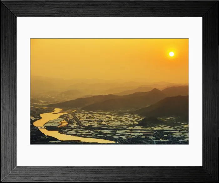 Framed Print : Sunset over city, Busan, South Korea, Asia Framed Print : Sunset over city, Busan, South Korea, Asia