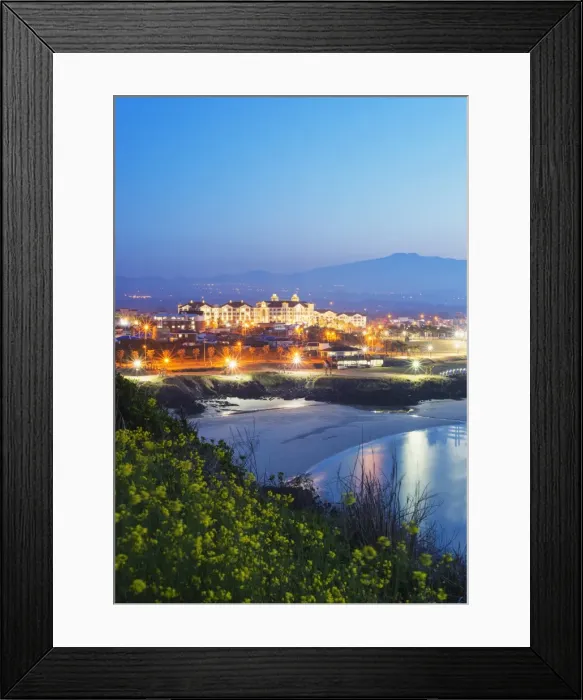 Framed Print : Coastal scenery at Gimnyeong Seongsegi beach resort, Jeju Island, South Korea, Asia Framed Print : Coastal scenery at Gimnyeong Seongsegi beach resort, Jeju Island, South Korea, Asia