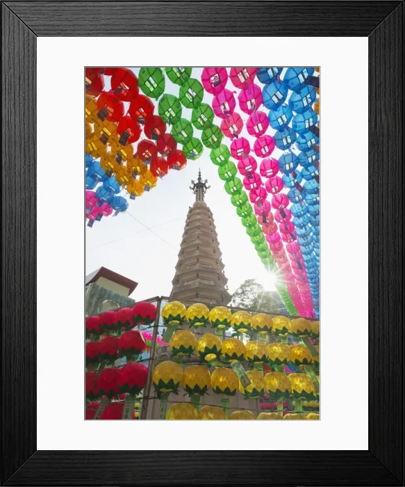 Framed Print : Lantern decorations for Festival of Lights, Jogyesa Buddhist Temple, Seoul, South Korea, Asia Framed Print : Lantern decorations for Festival of Lights, Jogyesa Buddhist Temple, Seoul, South Korea, Asia