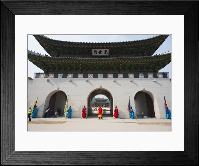 Framed Print : Changing of the guards ceremony, Gyeongbokgung Palace, Seoul, South Korea, Asia Framed Print : Changing of the guards ceremony, Gyeongbokgung Palace, Seoul, South Korea, Asia