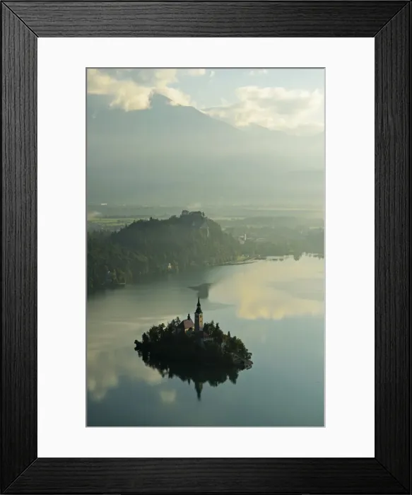 Framed Print : Lake Bled (Blejsko jezero), Bled, Julian Alps, Slovenia, Europe Framed Print : Lake Bled (Blejsko jezero), Bled, Julian Alps, Slovenia, Europe