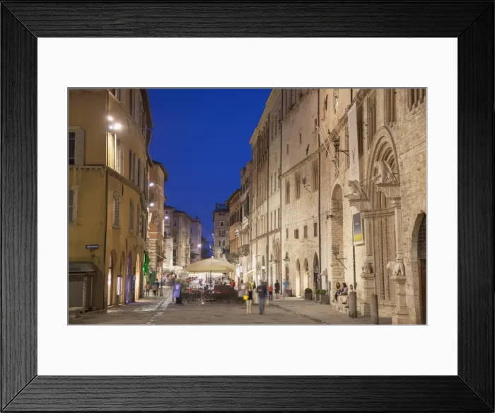 Framed Print : Outdoor restaurants on Corso Vannucci at dusk, Perugia, Umbria, Italy, Europe Framed Print : Outdoor restaurants on Corso Vannucci at dusk, Perugia, Umbria, Italy, Europe