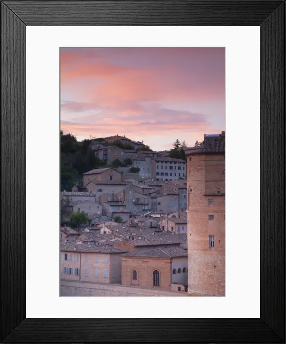 Framed Print : View of Urbino, UNESCO World Heritage Site, at sunset, Le Marche, Italy, Europe Framed Print : View of Urbino, UNESCO World Heritage Site, at sunset, Le Marche, Italy, Europe