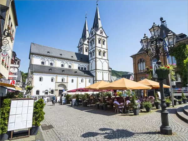 Saint Severuss Church on the market square of Boppard, UNESCO World Heritage Site, Rhine Valley. Rhineland-Palatinate, Germany, Europe