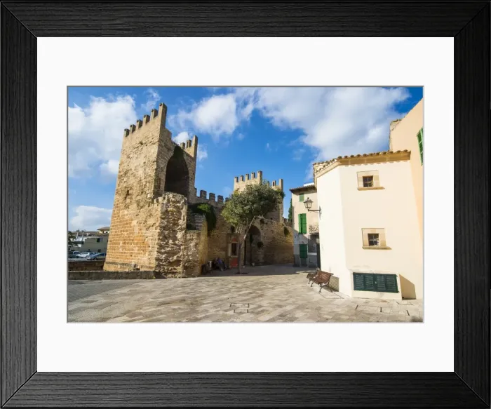 Framed Print : Gate of the city walls in Alcudia, Mallorca, Balearic Islands, Spain, Mediterranean, Europe Framed Print : Gate of the city walls in Alcudia, Mallorca, Balearic Islands, Spain, Mediterranean, Europe
