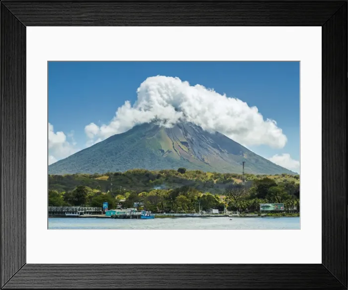 Framed Print : The 1610m Volcan Concepcion looms behind port of Moyogalpa in west of the island, Moyogalpa, Isla Omotepe, Lake Nicaragua, Nicaragua, Central America Framed Print : The 1610m Volcan Concepcion looms behind port of Moyogalpa in west of the island, Moyogalpa, Isla Omotepe, Lake Nicaragua, Nicaragua, Central America