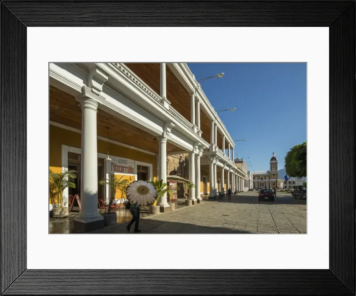 Framed Print : View along colonnades of Plaza de la Independencia to Granada Cathedral in the heart of this historic city, Granada, Nicaragua, Central America Framed Print : View along colonnades of Plaza de la Independencia to Granada Cathedral in the heart of this historic city, Granada, Nicaragua, Central America