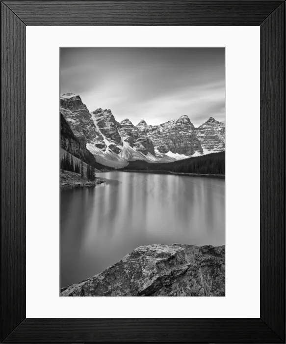 Framed Print : Moraine Lake, Banff National Park, UNESCO World Heritage Site, Alberta, Canada, North America Framed Print : Moraine Lake, Banff National Park, UNESCO World Heritage Site, Alberta, Canada, North America