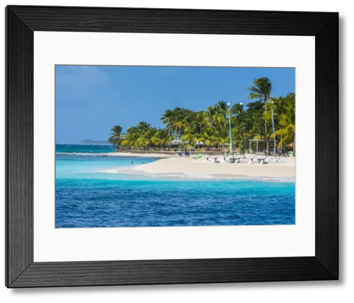 Framed Print : Catamarans on a beautiful palm fringed white sand beach on Palm Island, The Grenadines, St. Vincent and the Grenadines, Windward Islands, West Indies, Caribbean, Central America Framed Print : Catamarans on a beautiful palm fringed white sand beach on Palm Island, The Grenadines, St. Vincent and the Grenadines, Windward Islands, West Indies, Caribbean, Central America