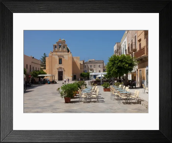 Framed Print : Immacolata Concezione Church and Piazza Madrice, Favignana, Egadi islands, Trapani, Sicily, Italy, Europe