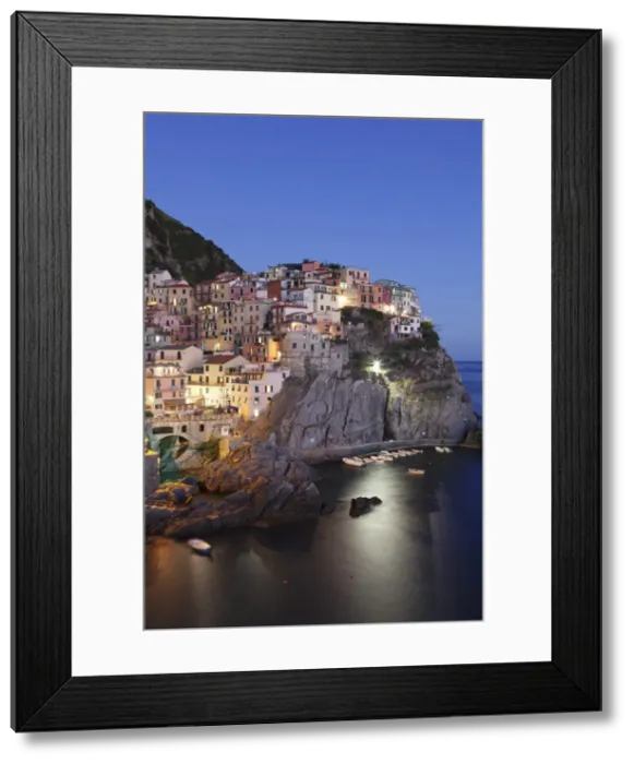 Framed Print : Manarola, Cinque Terre, UNESCO World Heritage Site, Rivera di Levante, Provinz La Spezia, Liguria, Italy, Europe Framed Print : Manarola, Cinque Terre, UNESCO World Heritage Site, Rivera di Levante, Provinz La Spezia, Liguria, Italy, Europe
