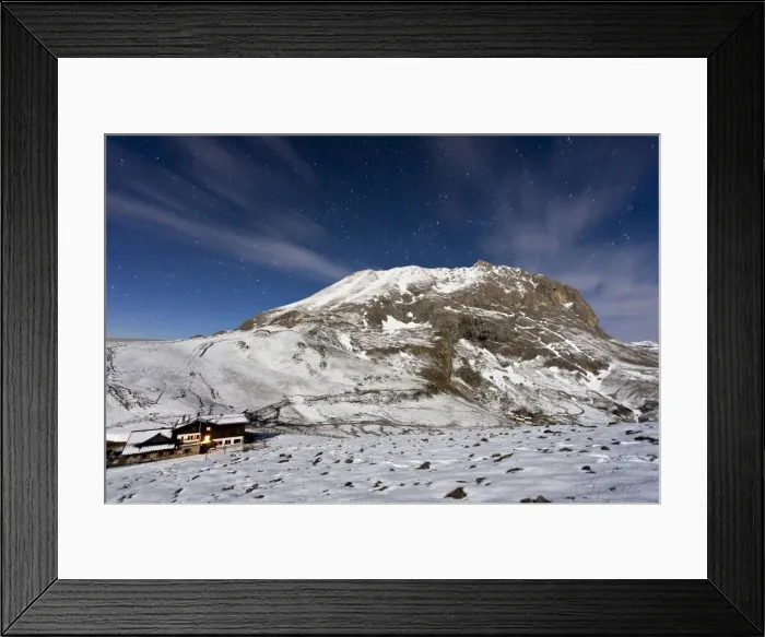 Framed Print : The mountain hut at the foot of Plattkofel (Sasso Piatto) under a starry winter night, South Tyrol, Trentino-Alto Adige, Italy, Europe