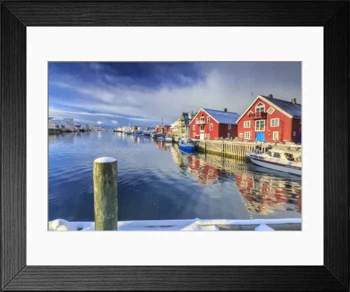 Framed Print : View of colorful fishermens houses and private boats overlooking the canal-port of Henningsvaer, Lofoten Islands, Arctic, Norway, Scandinavia, Europe Framed Print : View of colorful fishermens houses and private boats overlooking the canal-port of Henningsvaer, Lofoten Islands, Arctic, Norway, Scandinavia, Europe