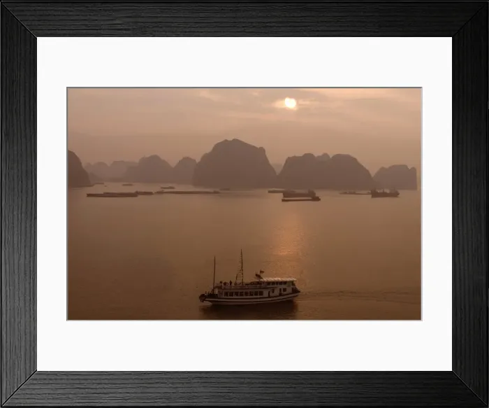 Framed Print : Sunrise at Halong Bay, UNESCO World Heritage Site, Vietnam, Indochina, Southeast Asia, Asia Framed Print : Sunrise at Halong Bay, UNESCO World Heritage Site, Vietnam, Indochina, Southeast Asia, Asia