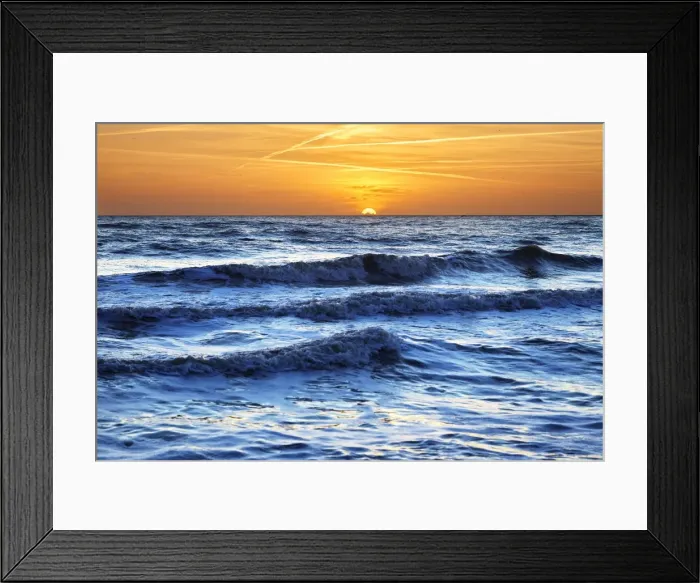 Framed Print : Sunset at Brighton beach, Sussex, England, United Kingdom, Europe Framed Print : Sunset at Brighton beach, Sussex, England, United Kingdom, Europe