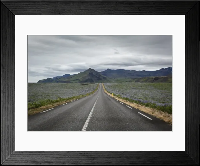 Framed Print : Empty road, Iceland, Polar Regions Framed Print : Empty road, Iceland, Polar Regions