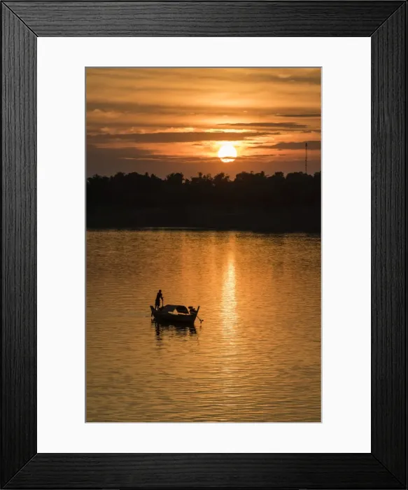 Framed Print : Sunrise on the Tonle Sap River near the village of Kampong Tralach, Cambodia, Indochina, Southeast Asia, Asia Framed Print : Sunrise on the Tonle Sap River near the village of Kampong Tralach, Cambodia, Indochina, Southeast Asia, Asia