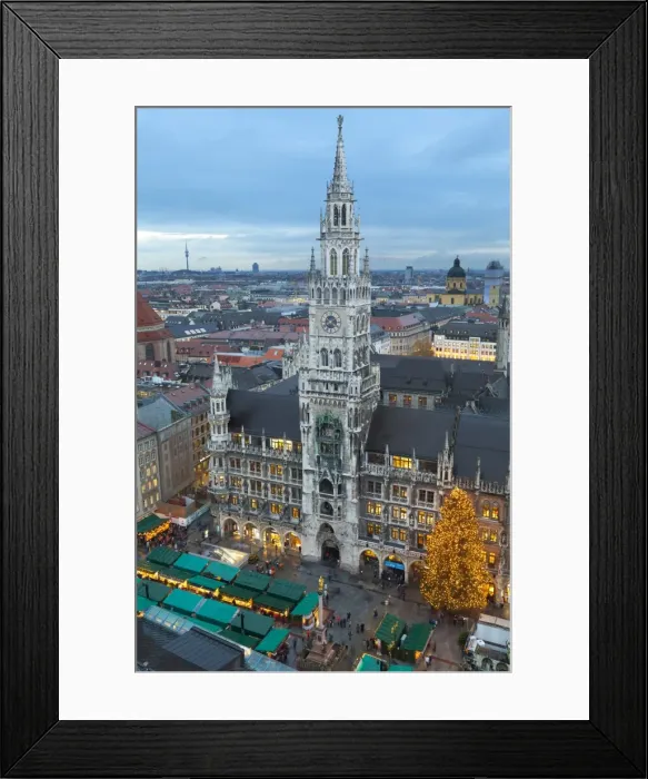Framed Print : Overview of the Marienplatz Christmas Market and the New Town Hall, Munich, Bavaria, Germany, Europe Framed Print : Overview of the Marienplatz Christmas Market and the New Town Hall, Munich, Bavaria, Germany, Europe
