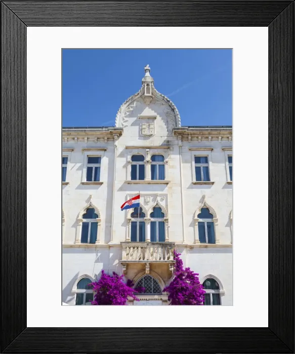 Framed Print : The picturesque Lucic Palace in Trogirs Stari Grad, Trogir, Dalmatia, Croatia, Europe Framed Print : The picturesque Lucic Palace in Trogirs Stari Grad, Trogir, Dalmatia, Croatia, Europe
