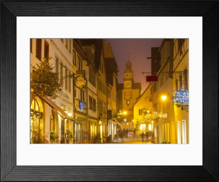 Framed Print : Hafengasse Street and the Markusturm at Christmas, Rothenburg ob der Tauber, Bavaria