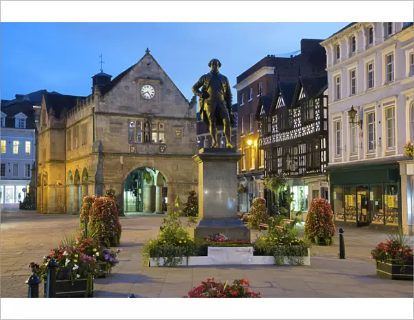 The Old Market Hall and Robert Clive statue, The Square, Shrewsbury, Shropshire, England