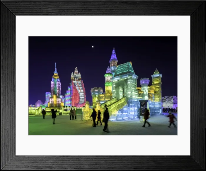 Framed Print : Spectacular illuminated ice sculptures at the Harbin Ice and Snow Festival in Harbin Framed Print : Spectacular illuminated ice sculptures at the Harbin Ice and Snow Festival in Harbin