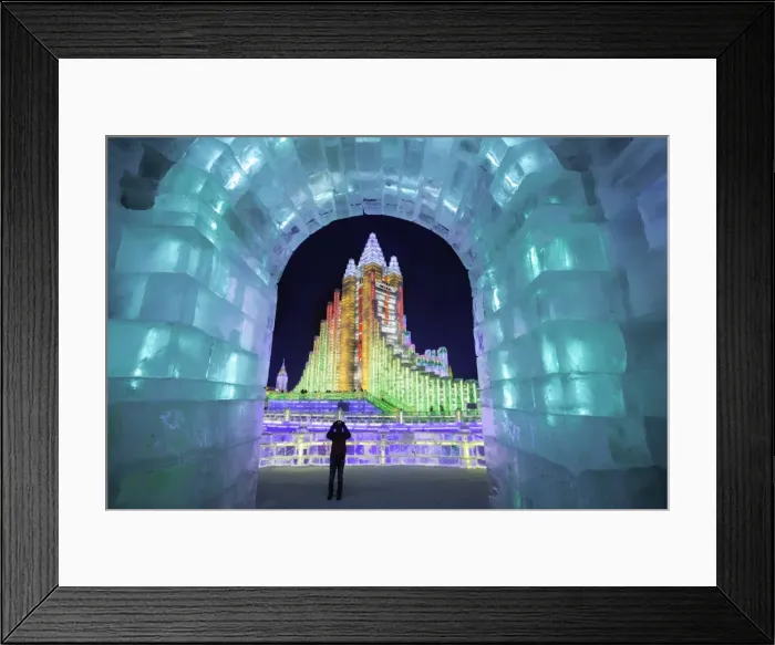 Framed Print : Spectacular illuminated ice sculptures at the Harbin Ice and Snow Festival in Harbin Framed Print : Spectacular illuminated ice sculptures at the Harbin Ice and Snow Festival in Harbin