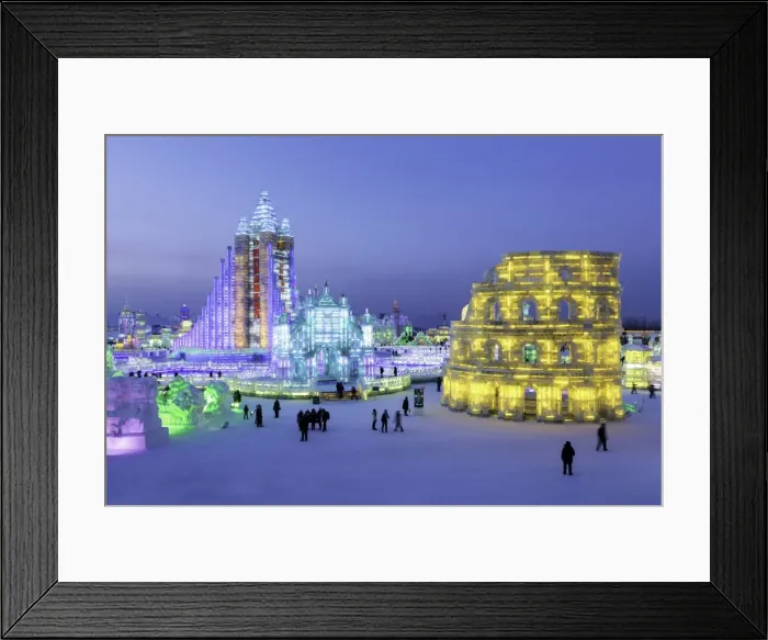 Framed Print : Spectacular illuminated ice sculptures at the Harbin Ice and Snow Festival in Harbin Framed Print : Spectacular illuminated ice sculptures at the Harbin Ice and Snow Festival in Harbin