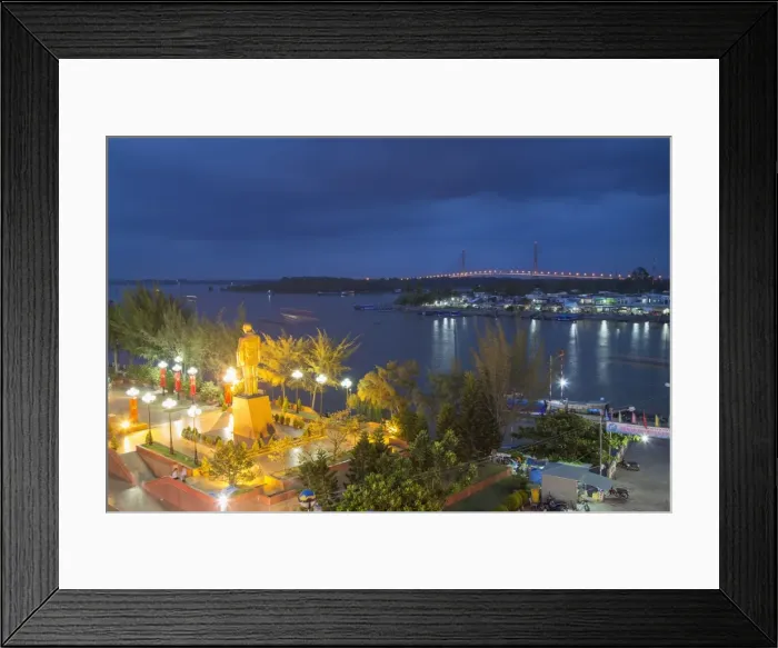 Framed Print : View of Can Tho River at dusk, Can Tho, Mekong Delta, Vietnam, Indochina, Southeast Asia Framed Print : View of Can Tho River at dusk, Can Tho, Mekong Delta, Vietnam, Indochina, Southeast Asia
