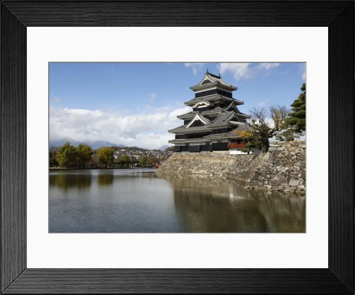 Framed Print : Matsumoto-jo (Wooden Castle), Matsumoto, Central Honshu, Japan, Asia Framed Print : Matsumoto-jo (Wooden Castle), Matsumoto, Central Honshu, Japan, Asia
